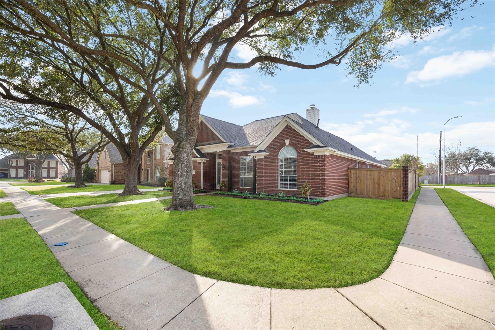 1818 Wynforest Drive