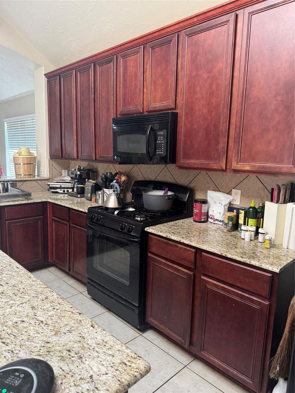 Photo of 13810 Windsor Garden Lane, Houston, TX 77044 (MLS # 23868235)