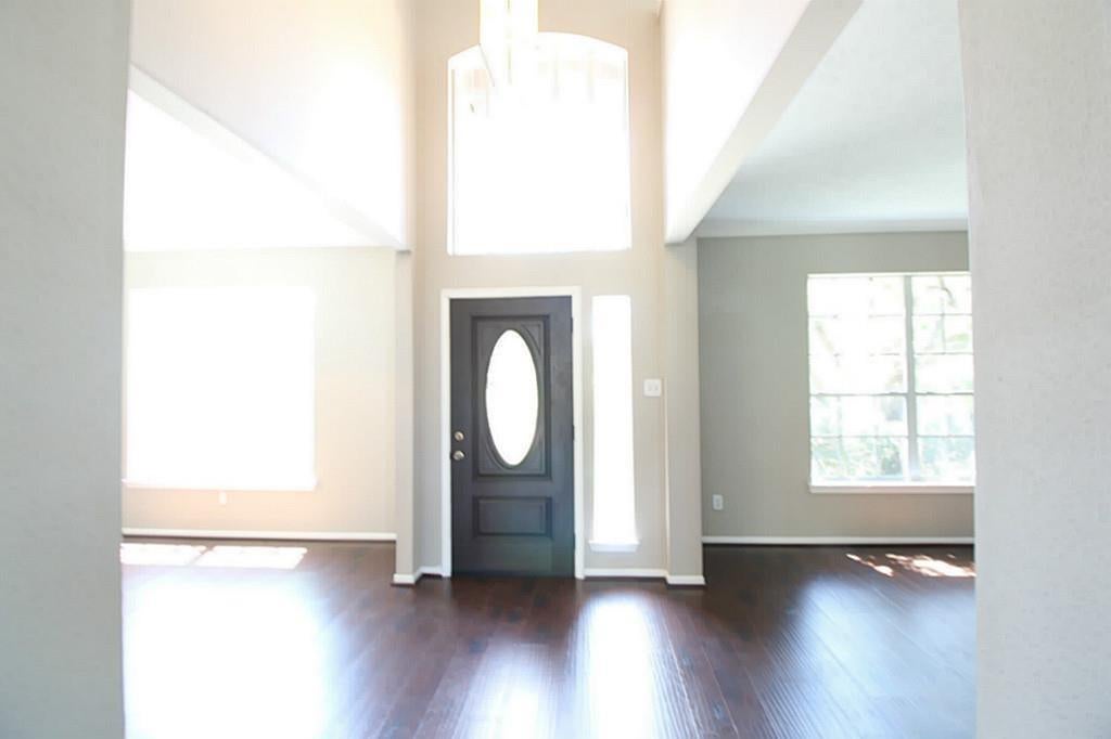 Photo of 15618 Claremont Court, Sugar Land, TX 77498 (MLS # 92637837)