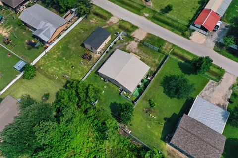 Tiny photo for 2213 Ellis Drive, Rosharon, TX 77583 (MLS # 90415646)