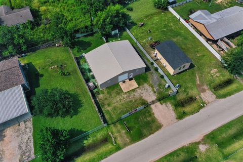 Tiny photo for 2213 Ellis Drive, Rosharon, TX 77583 (MLS # 90415646)