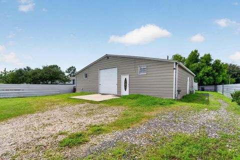 Tiny photo for 2213 Ellis Drive, Rosharon, TX 77583 (MLS # 90415646)