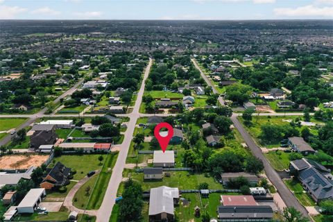 Tiny photo for 2213 Ellis Drive, Rosharon, TX 77583 (MLS # 90415646)