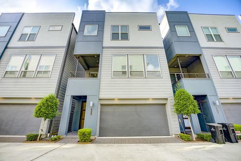 Photo of 3028 Charline Avenue, Houston, TX 77054 (MLS # 90042234)