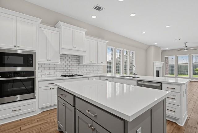 5123 Morrison Drive