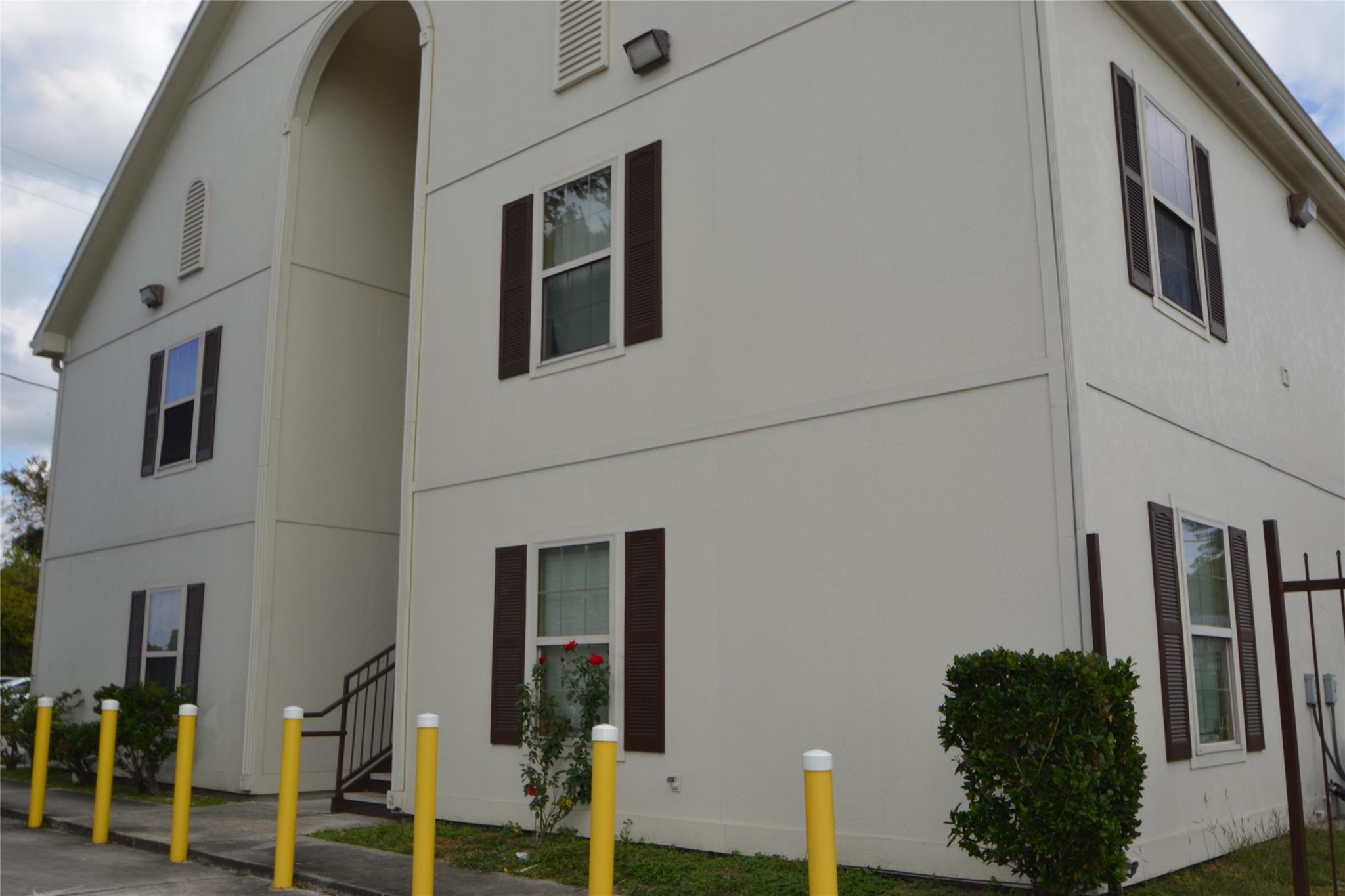 304 Dell Court 6