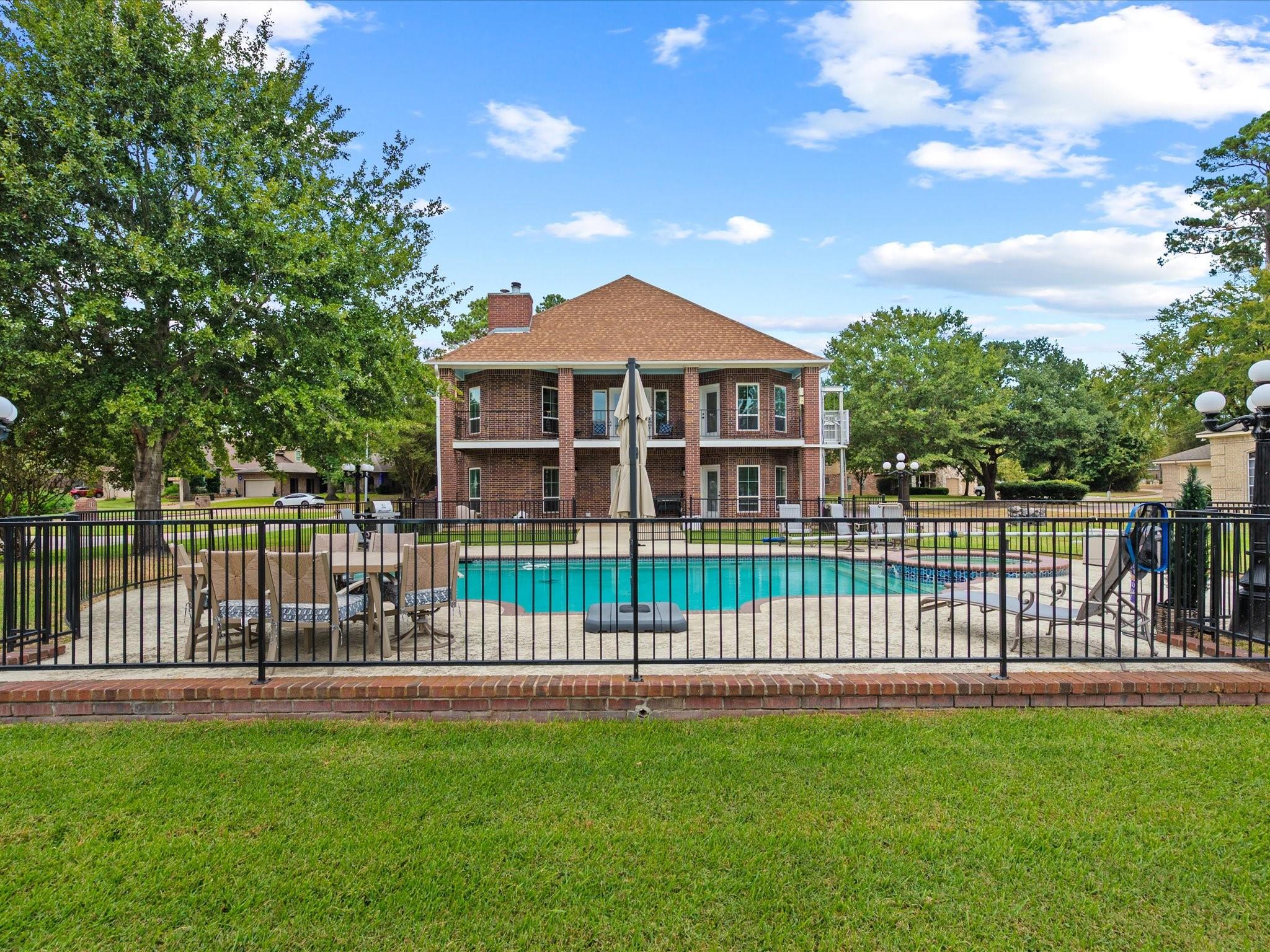 2906 Penninsula Point