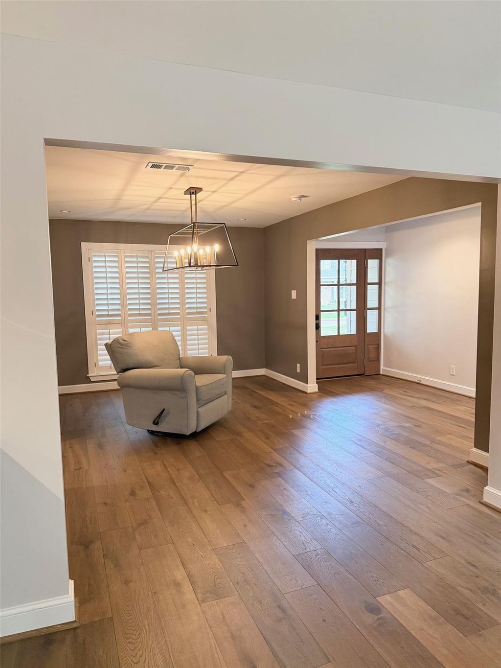 Photo of 13610 Taylorcrest Road, Houston, TX 77079 (MLS # 15751070)