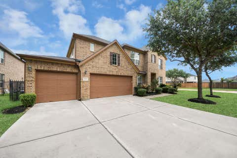 Homes For Sale - 27202 Stone Harbour Lane<br/> Fort Bend County, Katy, TX 77494