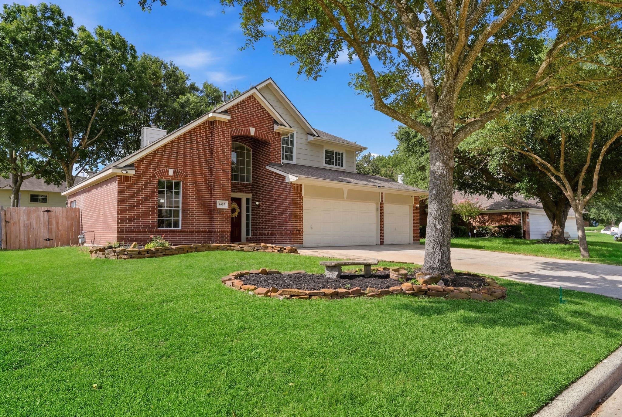 2607 Holly Walk Lane