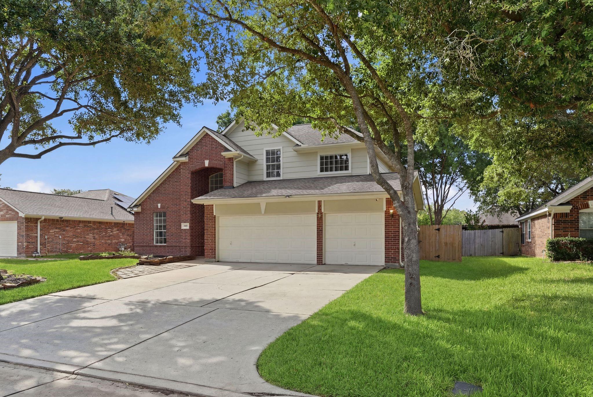 2607 Holly Walk Lane