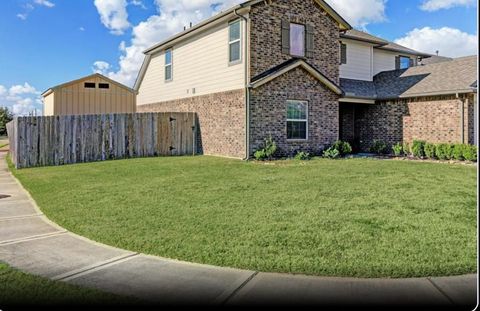 Photo of 1 Rodeo Bend Drive, Manvel, TX 77578 (MLS # 21624090)