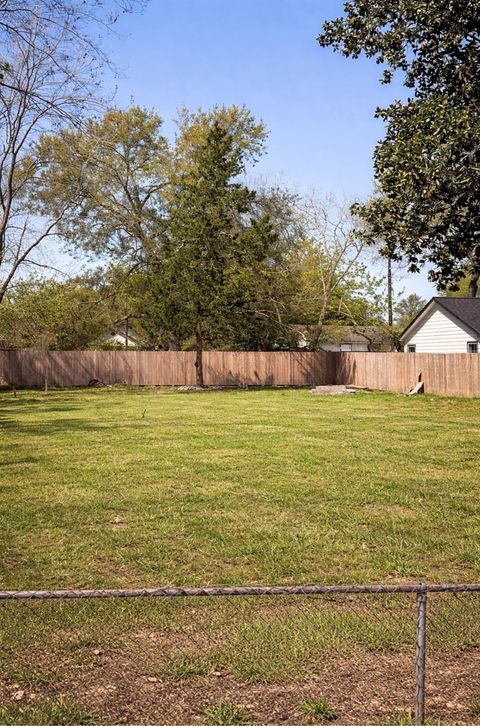 Vacant Land For Sale - 107 Penick Road<br/> Waller, TX 77484