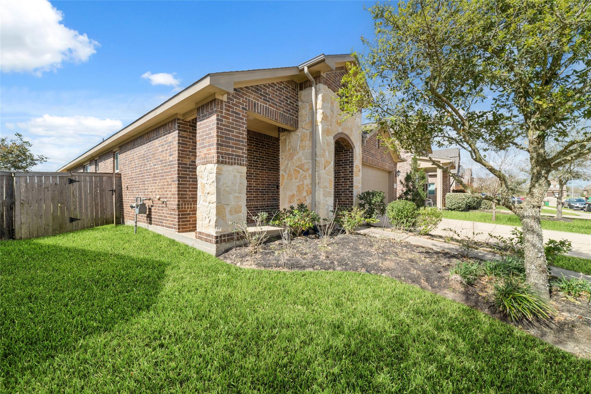 24707 Harbor Terrace Lane