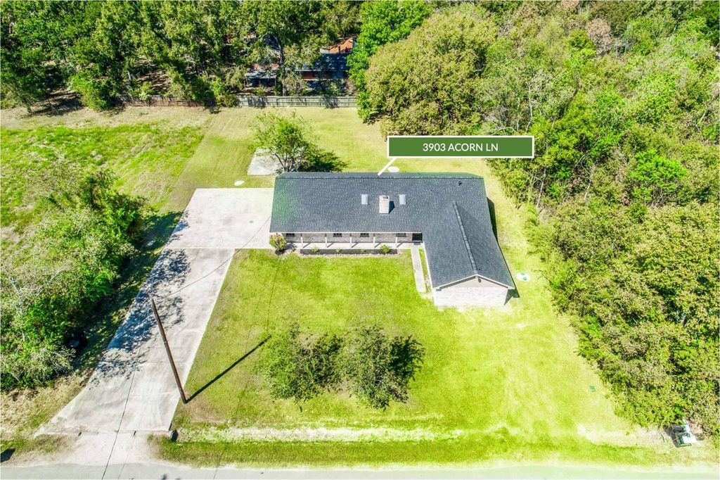 Photo of 3903 Acorn Ln Ln, Kingwood, TX 77365 (MLS # 9243076)