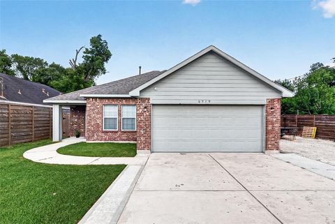 Photo of 6519 Haight Street, Houston, TX 77028 (MLS # 70365118)