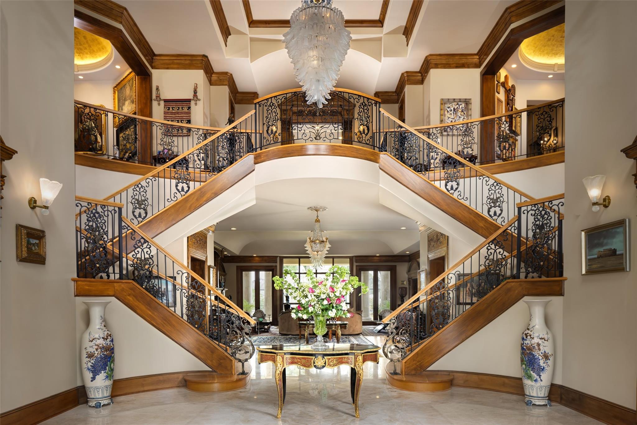 6 W Rivercrest Drive