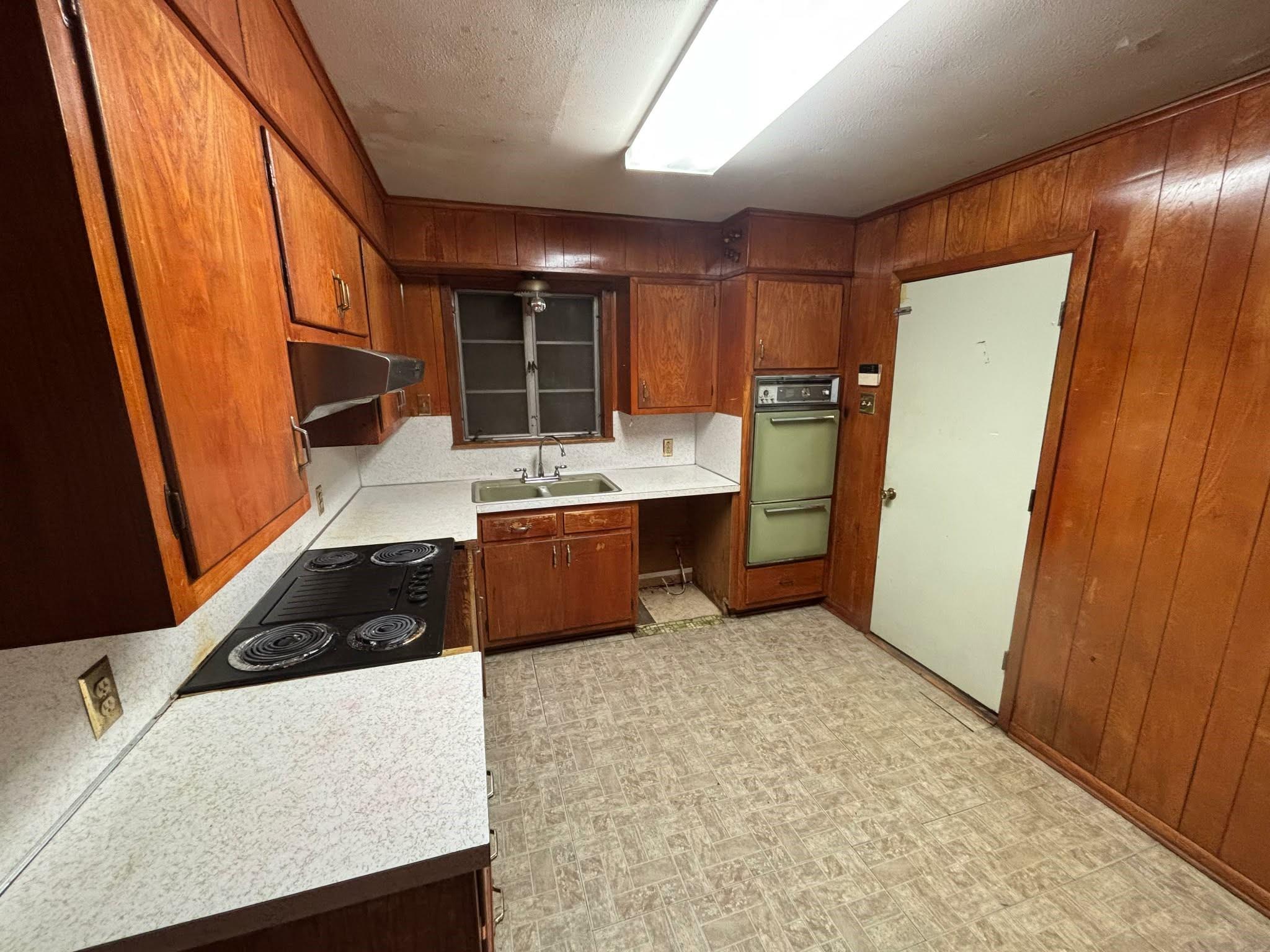 3295 Cherry Drive
