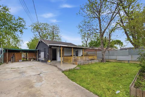 Tiny photo for 2423 Chamberlain Street, Houston, TX 77093 (MLS # 72462582)
