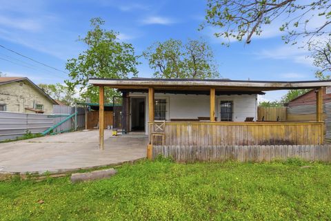 Photo of 2423 Chamberlain Street, Houston, TX 77093 (MLS # 72462582)