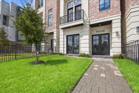 Photo of 5824 Winsome Lane #B, Houston, TX 77057 (MLS # 61408454)