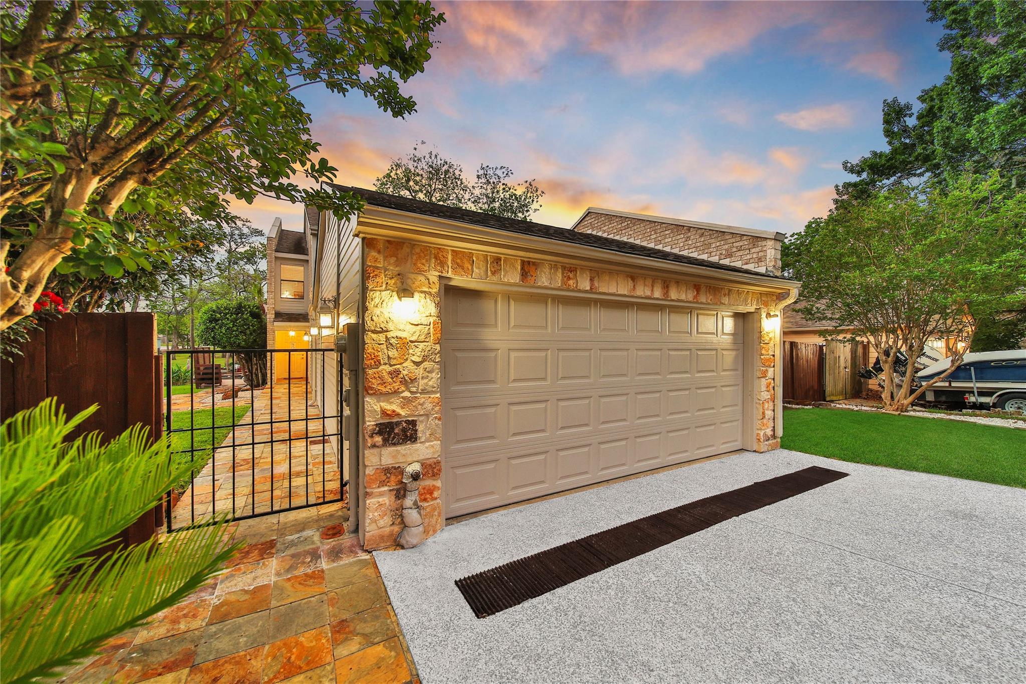 734 Lake View Drive