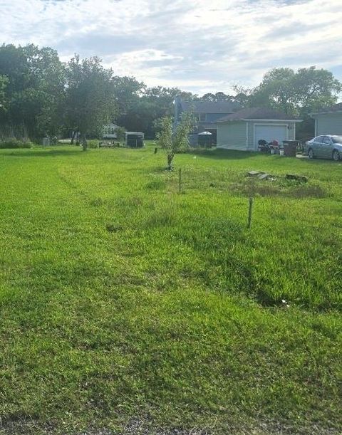 Photo of 2508 Avenue F, Dickinson, TX 77539 (MLS # 45282445)
