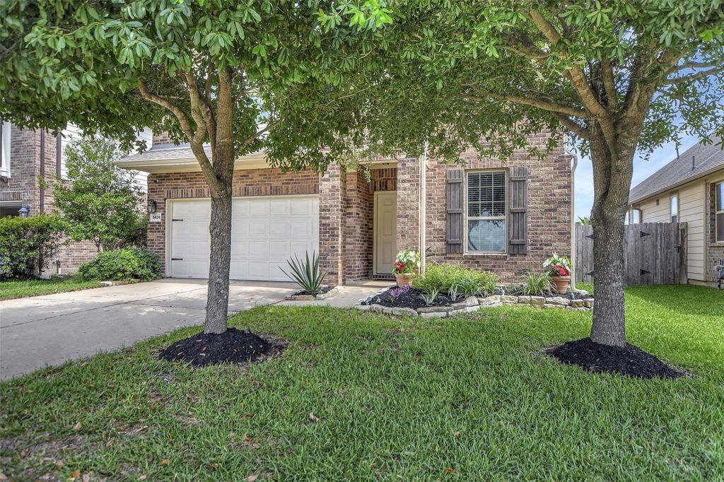 Photo of 5439 Baronet Drive, Katy, TX 77493 (MLS # 33166366)