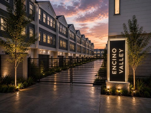 Multifamily For Sale - 8903 Encino Valley Drive #AB<br/> Harris County, Houston, TX 77075