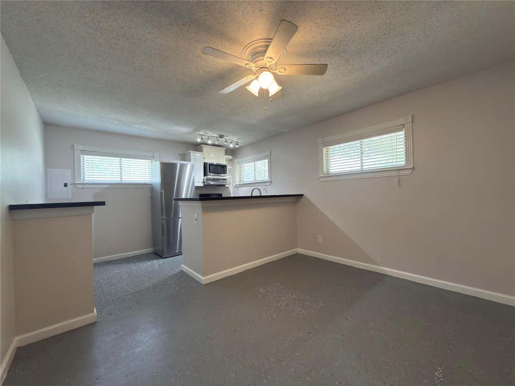 Photo of 1502 Heights Boulevard #13, Houston, TX 77008 (MLS # 40677833)