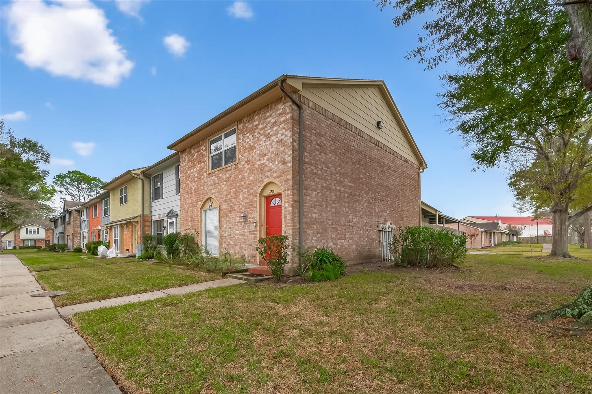 3834 Laura Leigh Drive