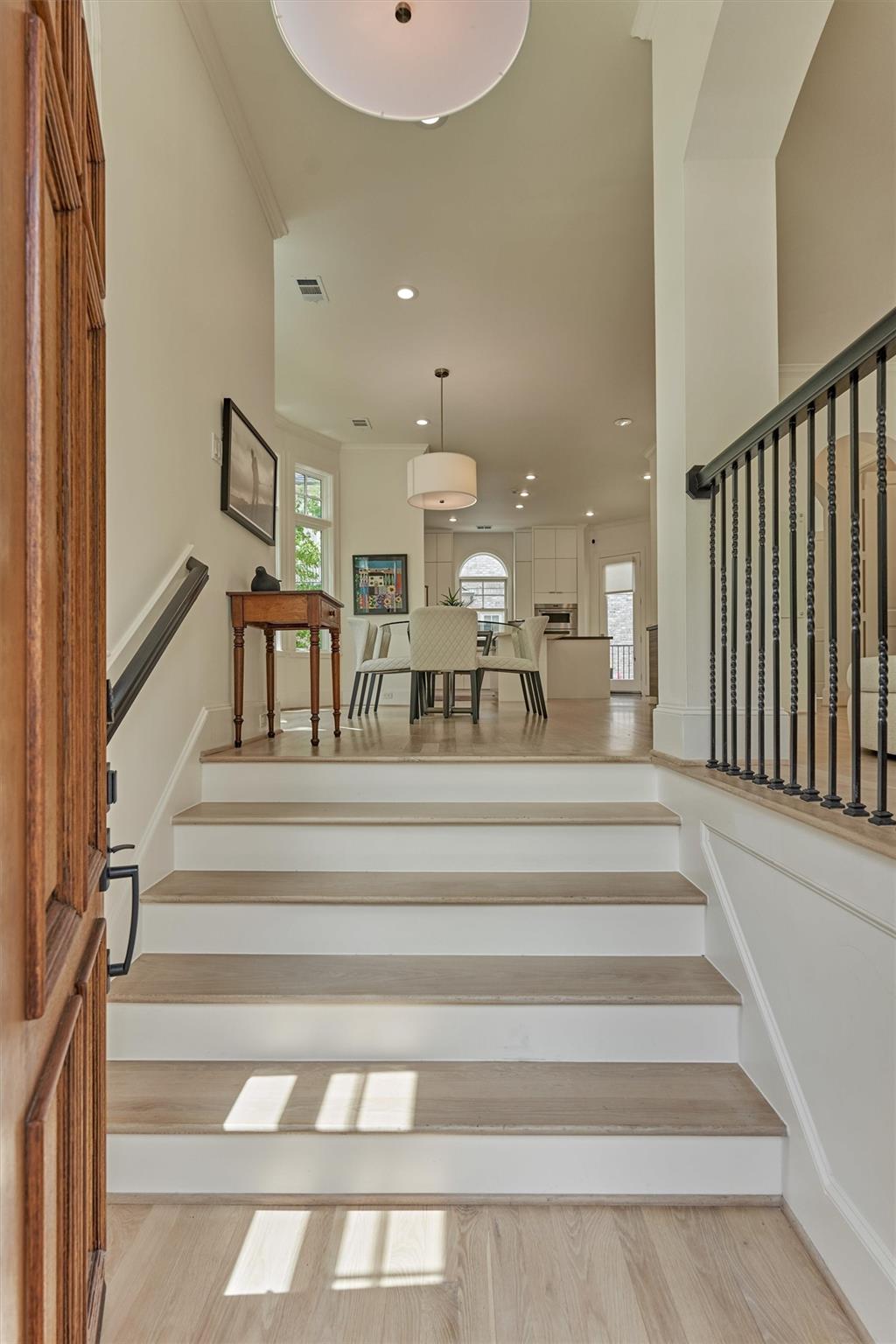 18 Waterway Court