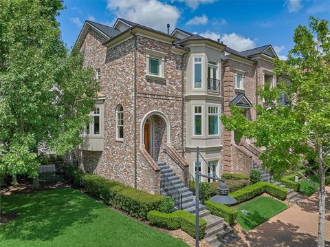 18 Waterway Court The Woodlands TX 77380