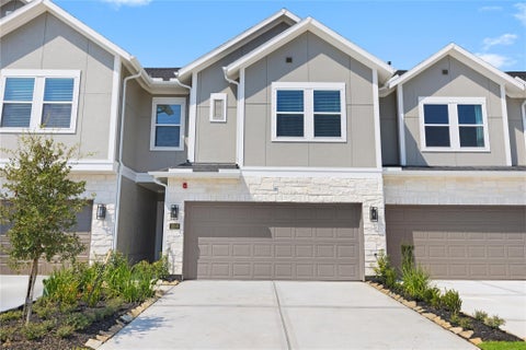Photo of 2916 Newloch Lane, Pearland, TX 77584 (MLS # 95894721)