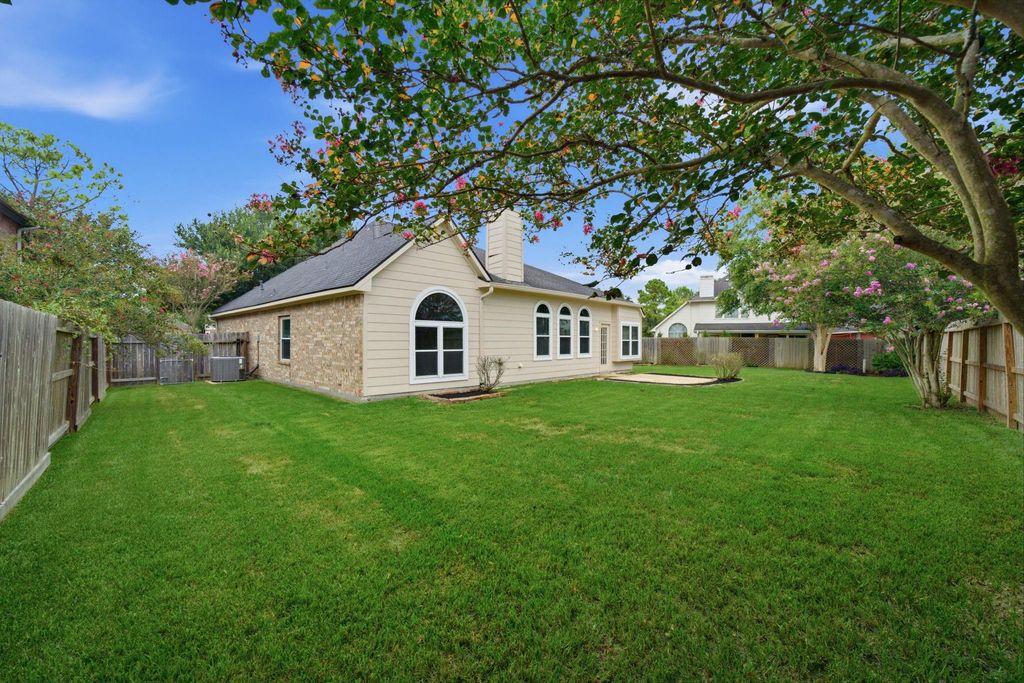 Photo of 3403 Appleton Drive, Pearland, TX 77584 (MLS # 31849096)
