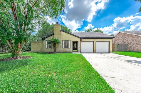 Homes For Rent - 10230 Trade Winds Drive<br/> Houston, TX 77086