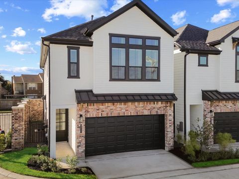 Photo of 9211 Washington Heights Street St, Houston, TX 77063 (MLS # 97328479)