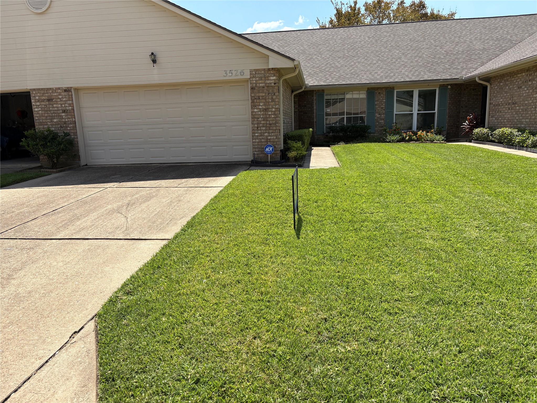 3526 Teakwood Lane