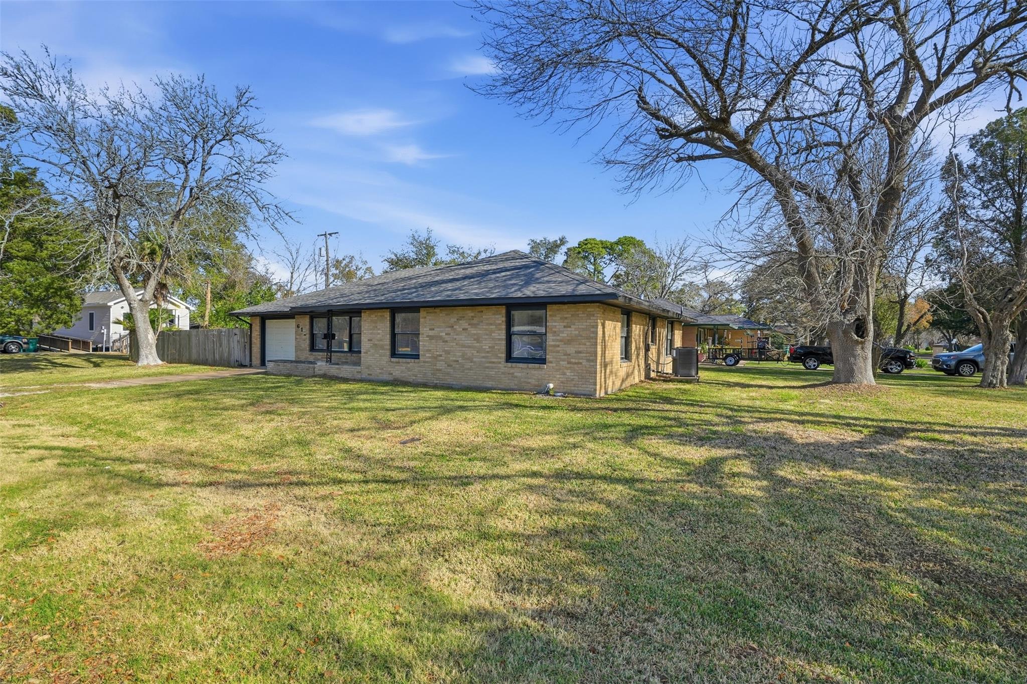 612 Sunset Lane