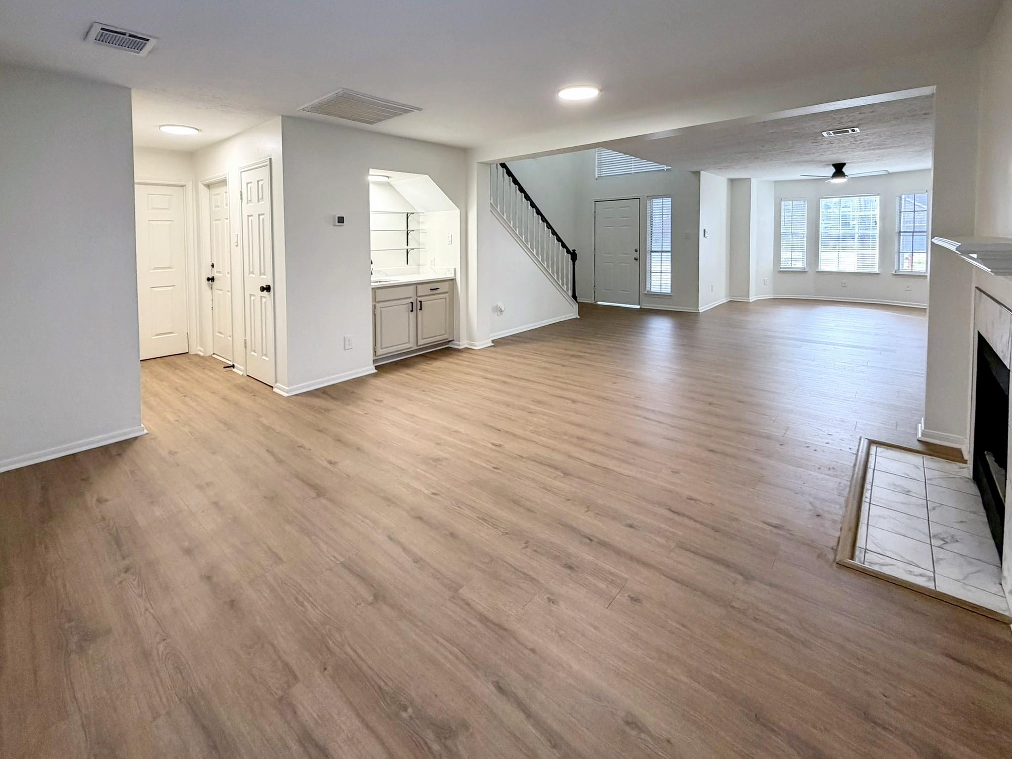 2002 Monticello Court