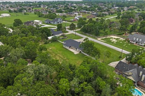 Photo of 1607 Delta Street, Baytown, TX 77523 (MLS # 15735838)