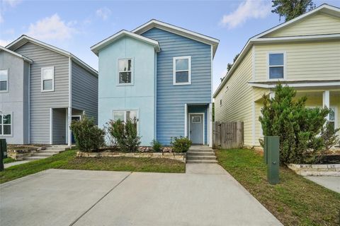 Photo of 16918 Glenheath, Montgomery, TX 77316 (MLS # 11281139)