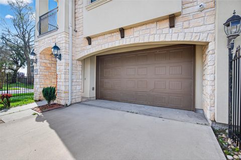 Tiny photo for 3912 Ennis Street, Houston, TX 77004 (MLS # 91838606)