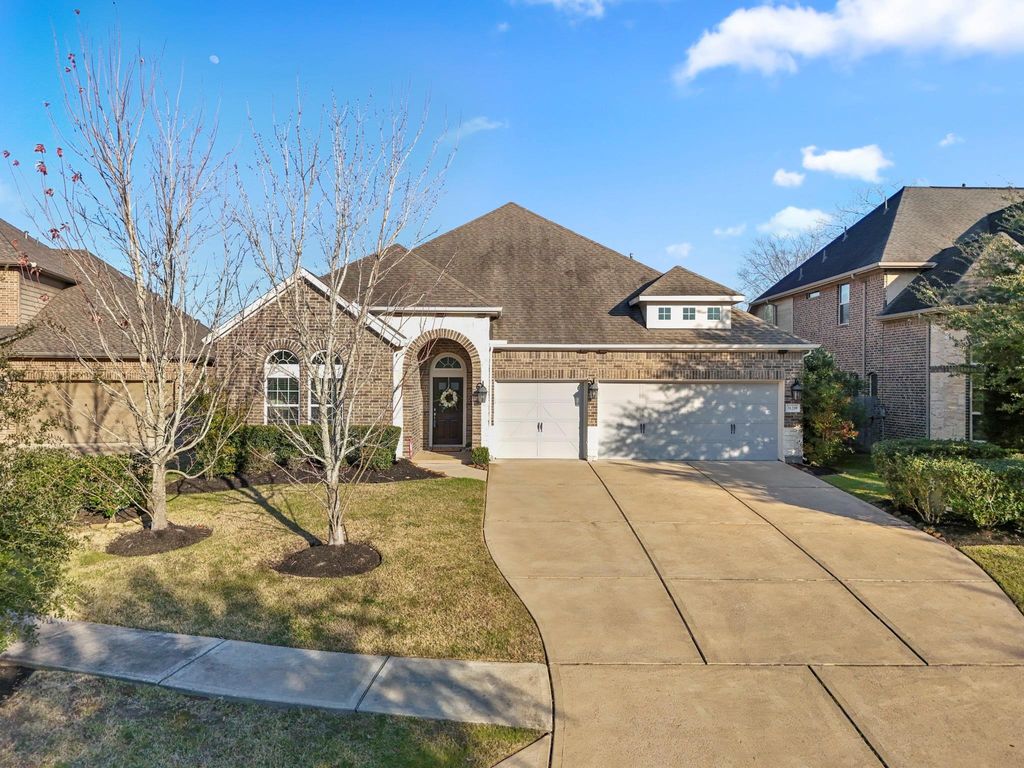 Photo of 31210 Redwood Manor Court, Spring, TX 77386 (MLS # 21147512)