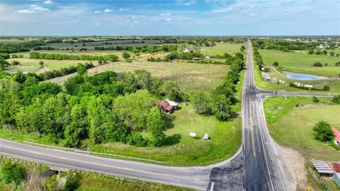 5104 S Hwy 237 Round Top TX 78954