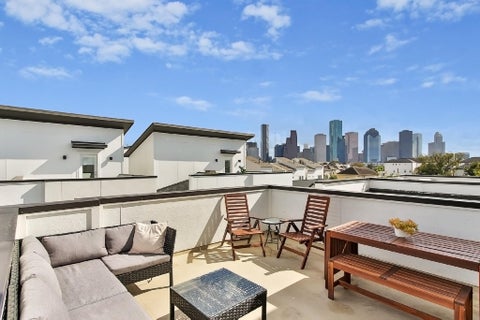 Photo of 1814 Bingham Street, Houston, TX 77007 (MLS # 97248430)
