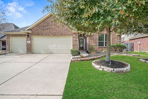 Photo of 16711 Lavon Lake Lane, Houston, TX 77044 (MLS # 9405592)