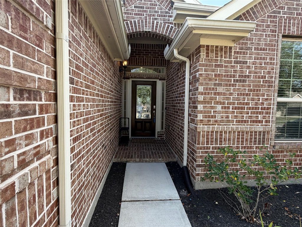 Photo of 16711 Lavon Lake Lane, Houston, TX 77044 (MLS # 9405592)