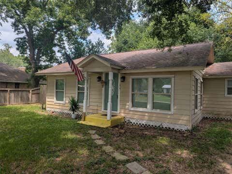 Photo of 1910 Reese Street, Liberty, TX 77575 (MLS # 90661532)