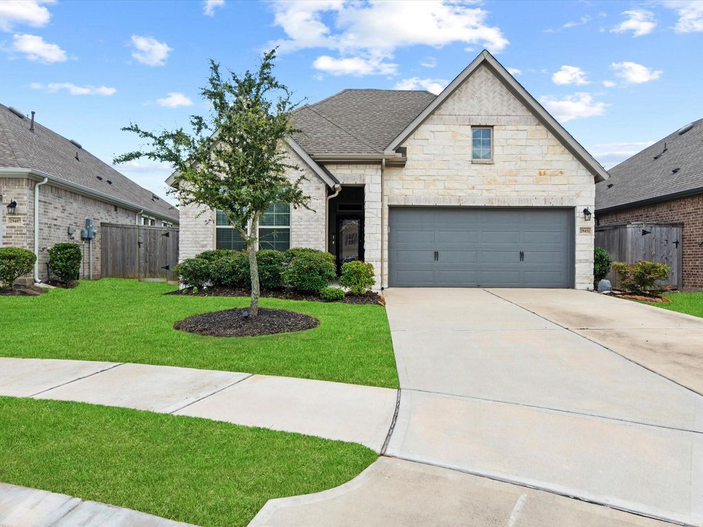 Photo of 29411 Amber Pine Court, Katy, TX 77494 (MLS # 32411349)